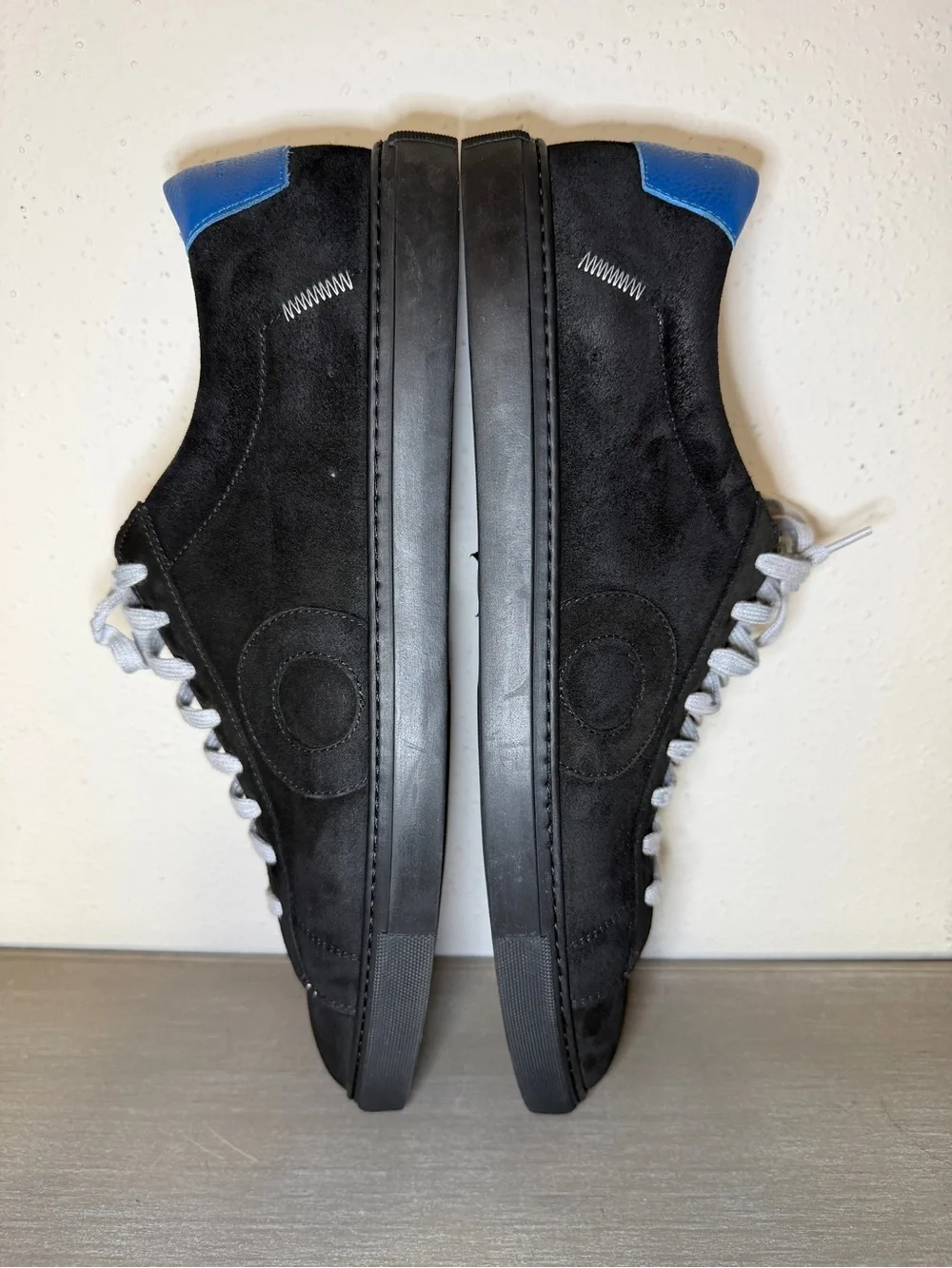 Oliver Cabell Low 1 Black Suede Sneakers Made in Italy Blue Accent Mens Size 14
